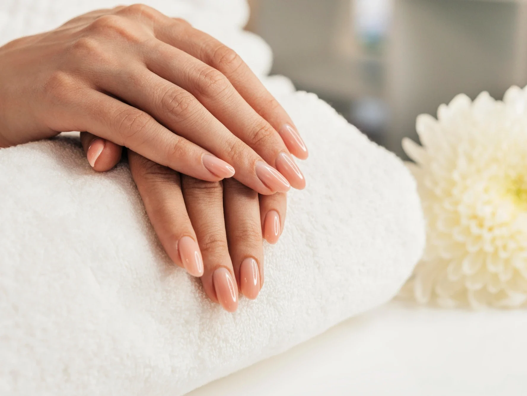 manicure hybrydowy ruda slaska symfonia masazu
